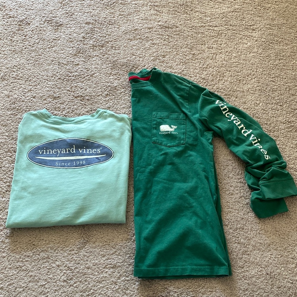 2 Vineyard Vines Longsleeve Green Pocket Tee Boys L